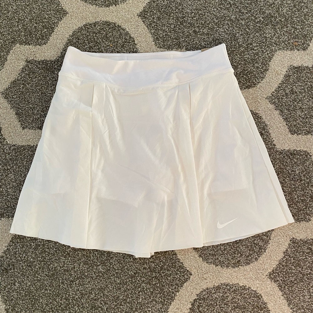 Nike White Golf Skirt